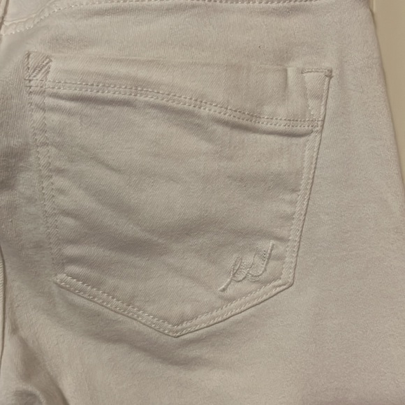 White Express jeans, size 4R. Legging mid rise. Open to any offer! - Picture 4 of 7
